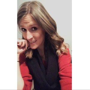 Meet your Posher, Dana